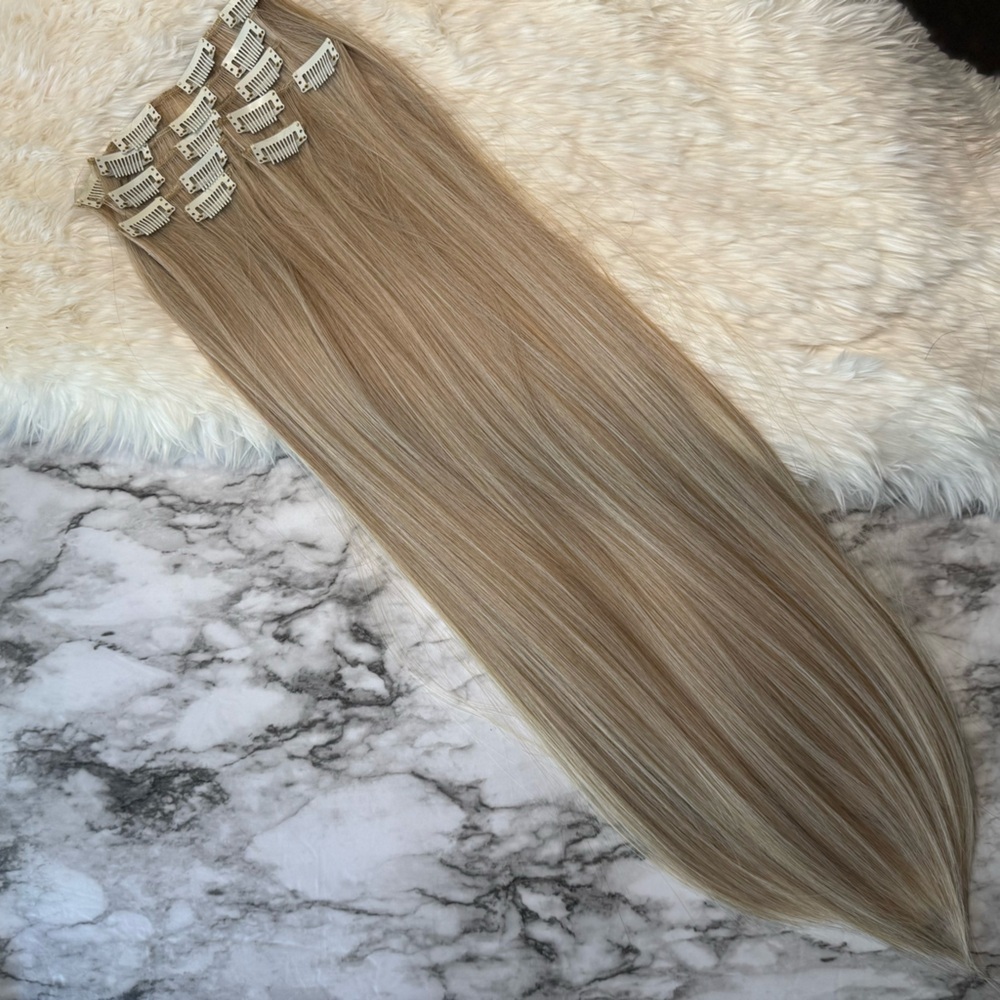 Human hair blend 24 in Blonde with Highlights Straight long Hair‎ Extensions - Picture 8 of 9